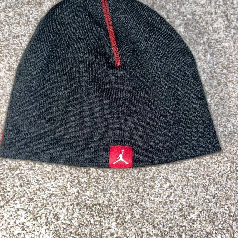 Jordan Black and‎ Red Beanie